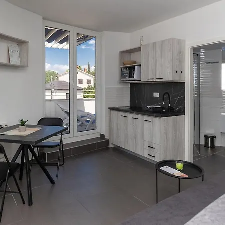 Apartment Pellio