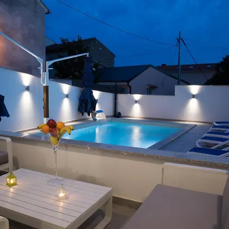 Pellio Apartment *
